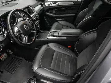 Mercedes-Benz ML 230