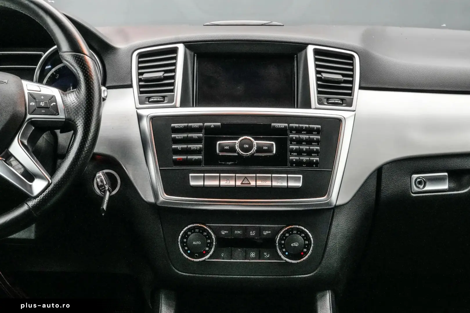 Mercedes-Benz ML 230