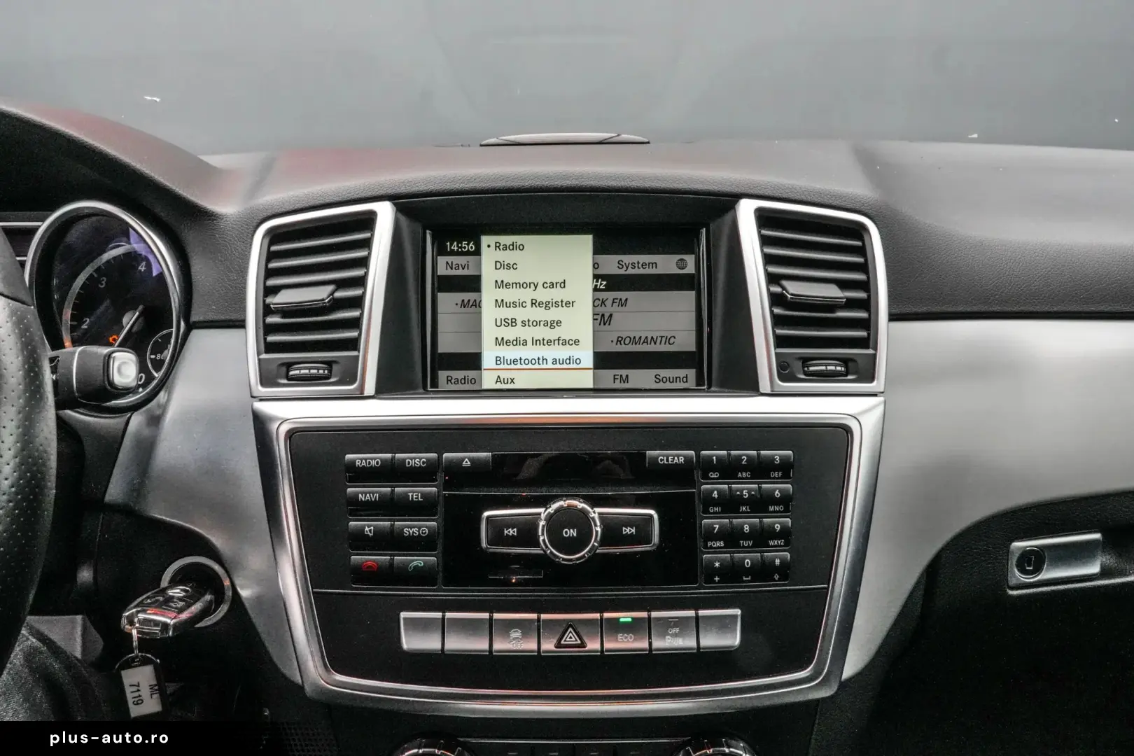 Mercedes-Benz ML 230