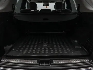 Mercedes-Benz ML 230