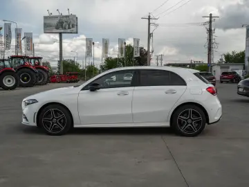 MERCEDES-BENZ A 250 e AMG LINE  GARANTIE