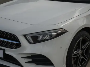 MERCEDES-BENZ A 250 e AMG LINE  GARANTIE