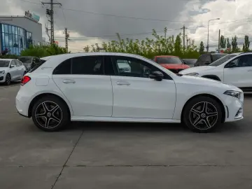 MERCEDES-BENZ A 250 e AMG LINE  GARANTIE