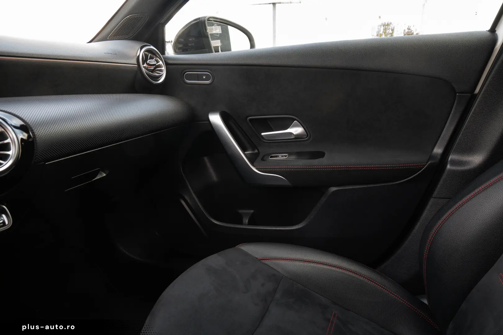 MERCEDES-BENZ A 250 e AMG LINE  GARANTIE