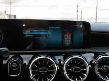 MERCEDES-BENZ A 250 e AMG LINE  GARANTIE