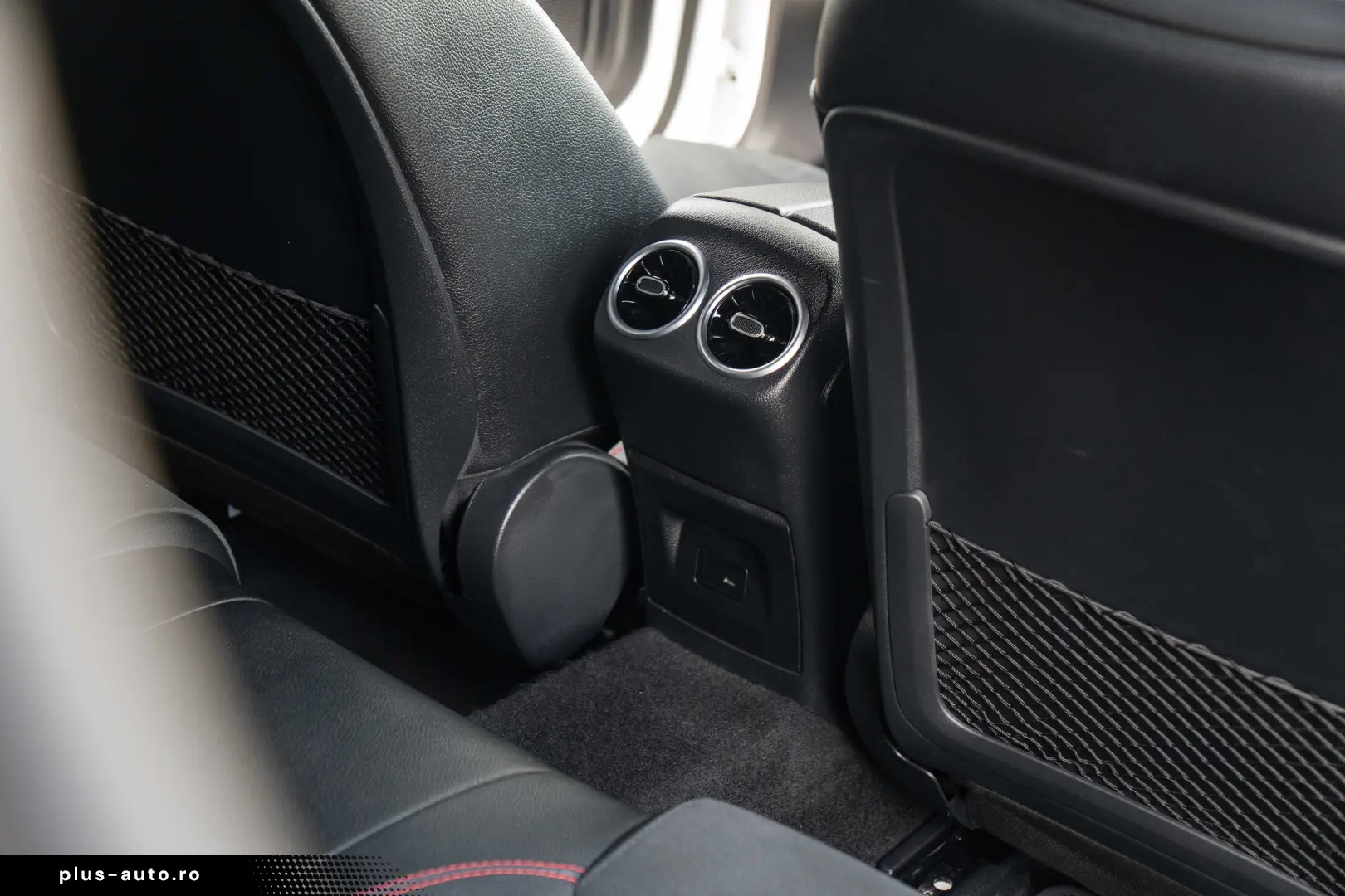 MERCEDES-BENZ A 250 e AMG LINE  GARANTIE