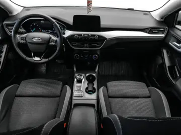 Ford Focus Gen-Iv-2018