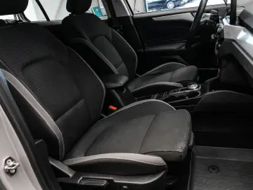 Ford Focus Gen-Iv-2018