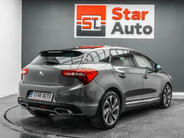Ds-Automobiles Dsa-Ds5