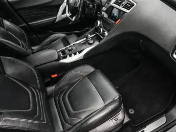 Ds-Automobiles Dsa-Ds5