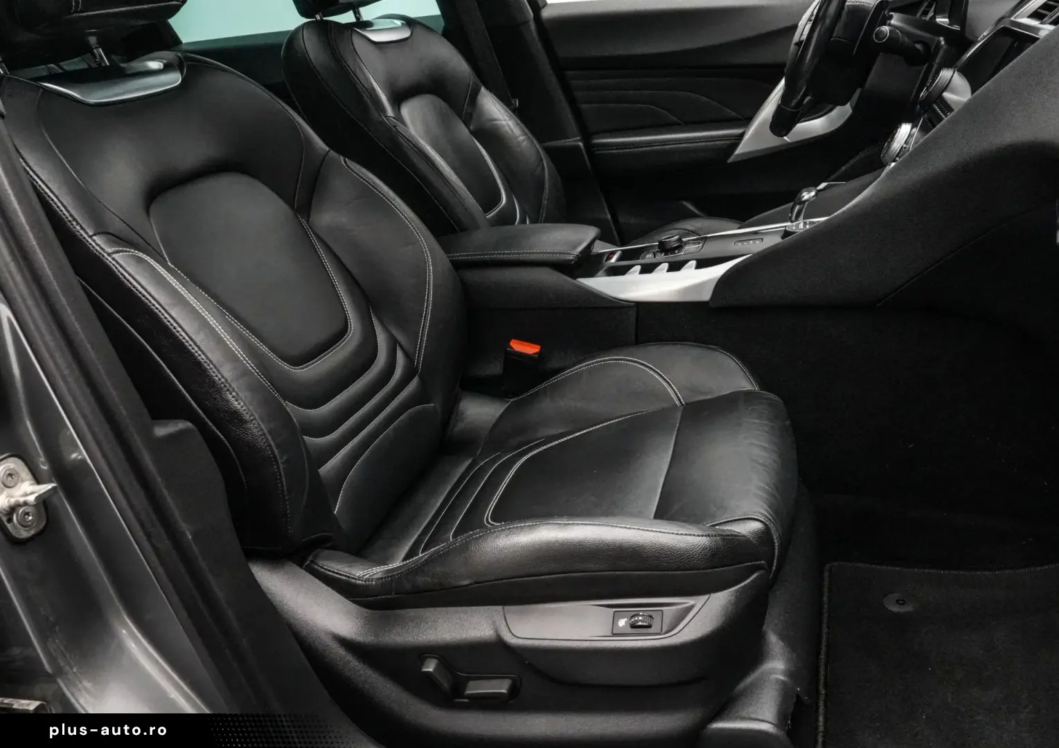 Ds-Automobiles Dsa-Ds5