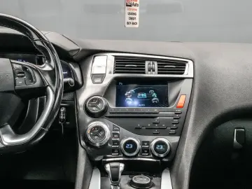 Ds-Automobiles Dsa-Ds5