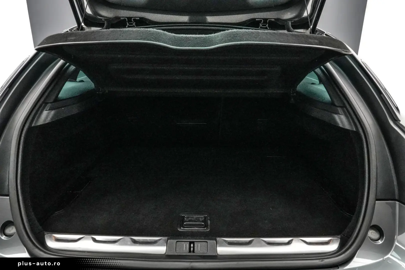 Ds-Automobiles Dsa-Ds5