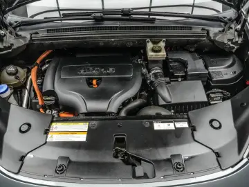 Ds-Automobiles Dsa-Ds5