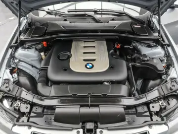 Bmw Seria-3 Gen-E90-E91-E92-E93-2005-2013