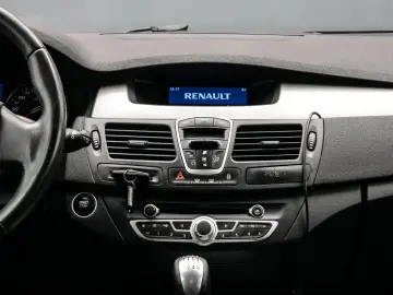 Renault Laguna Gen-Iii-2007-2015