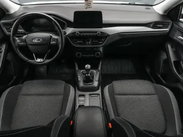 Ford Focus Gen-Iv-2018