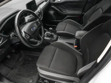 Ford Focus Gen-Iv-2018