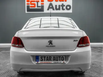 Peugeot 301