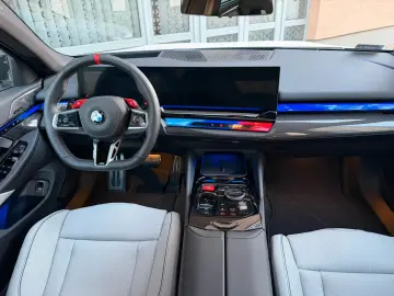 BMW M5 Limousine