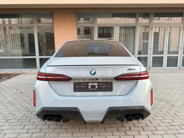 BMW M5 Limousine