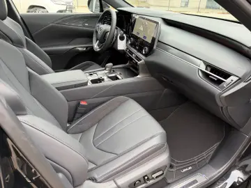 Lexus RX 500 F Sport.DIRECT4