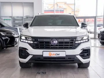 Volkswagen Touareg 3.0tdi