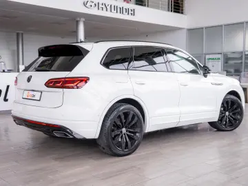 Volkswagen Touareg 3.0tdi