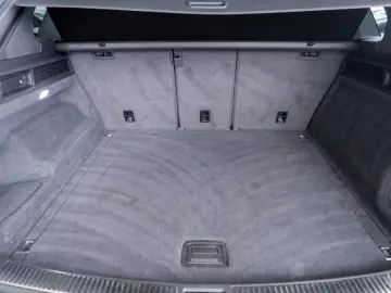 Volkswagen Touareg 3.0tdi