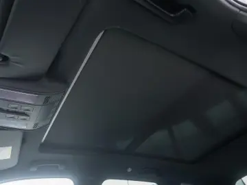 Volkswagen Touareg 3.0tdi