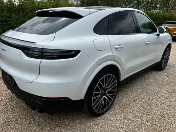 Porsche Cayenne Coupe