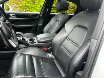 Porsche Cayenne Coupe