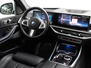 BMW X5 50 e xDrive 360 H&K Masaj Pano