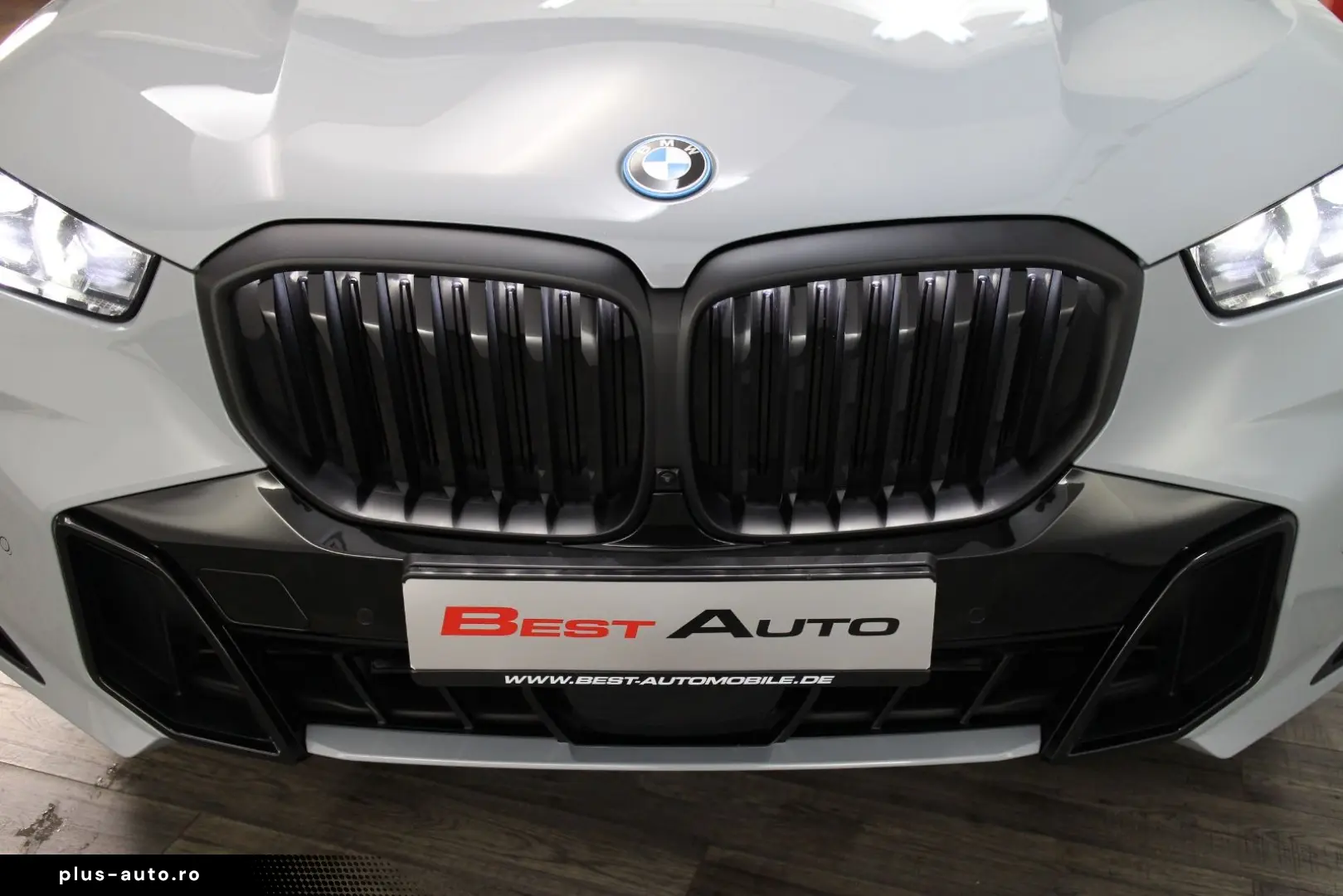 BMW X5 50 e xDrive 360 H&K Masaj Pano