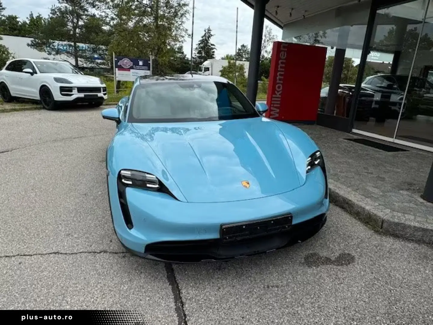 Porsche Taycan Cross Turismo 4 Pano 21  HUD BOSE