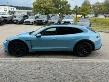 Porsche Taycan Cross Turismo 4 Pano 21  HUD BOSE