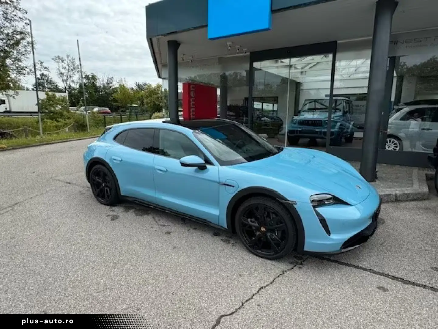 Porsche Taycan Cross Turismo 4 Pano 21  HUD BOSE