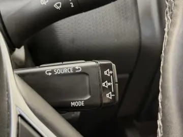 Renault Clio V full hybrid 145 cp