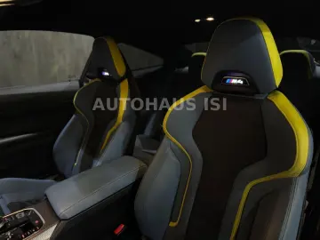 BMW M4 Coupe Competition LCI M-DRIVE CARBON LED