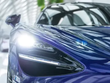 MCLAREN 720S 4.0 V8 Performance   Lantana Purple   MSO B