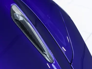 MCLAREN 720S 4.0 V8 Performance   Lantana Purple   MSO B