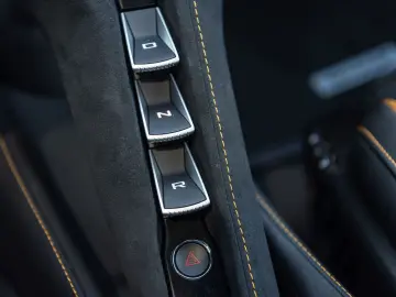 MCLAREN 720S 4.0 V8 Performance   Lantana Purple   MSO B