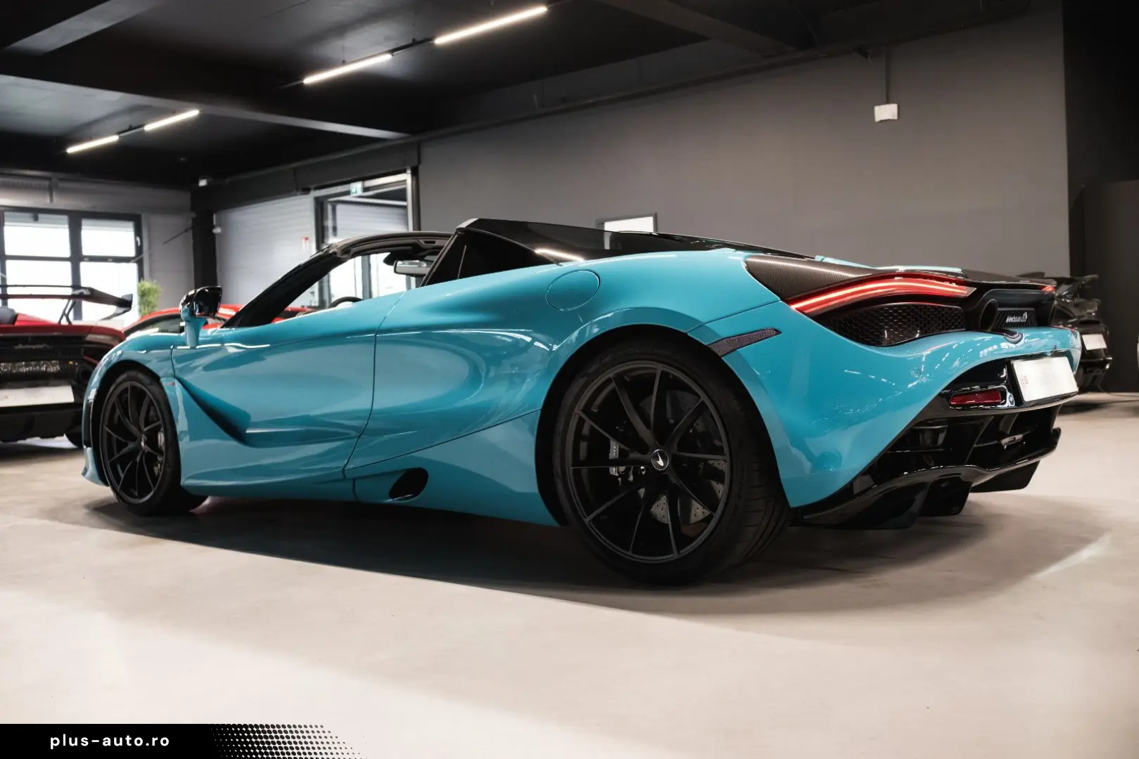 MCLAREN 720S Spider-B&W-McLaren Perf. Plus Pack-Steuer!