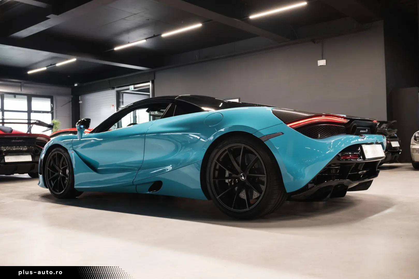 MCLAREN 720S Spider-B&W-McLaren Perf. Plus Pack-Steuer!