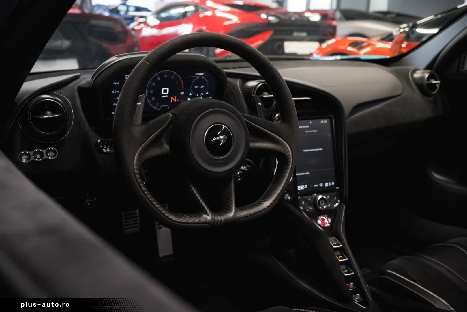 MCLAREN 720S Spider-B&W-McLaren Perf. Plus Pack-Steuer!