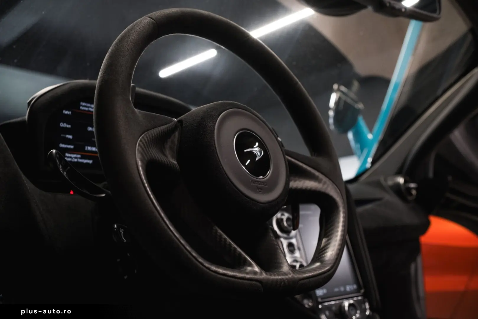 MCLAREN 720S Spider-B&W-McLaren Perf. Plus Pack-Steuer!