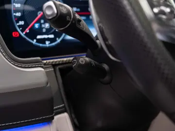 Mercedes-Benz G63 AMG