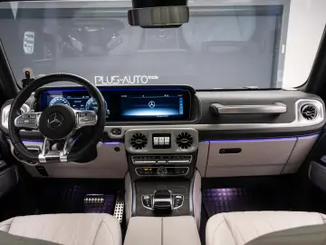 Mercedes-Benz G63 AMG