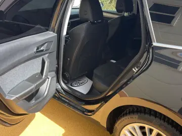 Seat Leon 1.5eTSI  150CP  DSG  LED  Navi  Camera  Cockpit  D