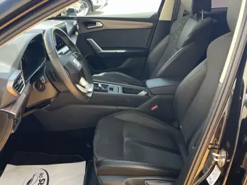 Seat Leon 1.5eTSI  150CP  DSG  LED  Navi  Camera  Cockpit  D